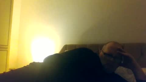 Snapshot of old_fkrr_ chatting on April 30, 2:29 am old_fkrr_ online show from April 30, 2:29 am