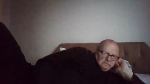 Snapshot of old_fkrr_ chatting on June 1, 3:52 am old_fkrr_ online show from June 1, 3:52 am