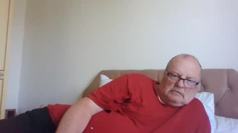 Snapshot of old_fkrr_ chatting on June 25, 9:25 am old_fkrr_ online show from June 25, 9:25 am
