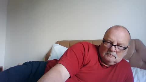 Snapshot of old_fkrr_ chatting on July 27, 9:27 am old_fkrr_ online show from July 27, 9:27 am