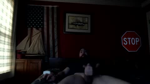 Snapshot of oldfuckus chatting on December 31, 3:31 pm oldfuckus online show from December 31, 3:31 pm