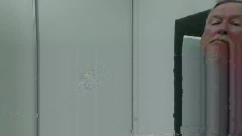 oldguy0702 online show from September 9, 8:41 pm