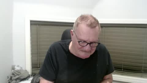 oldguybigd online show from April 23, 4:35 am