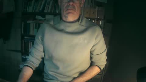 oldhairybastard online show from December 8, 9:57 am