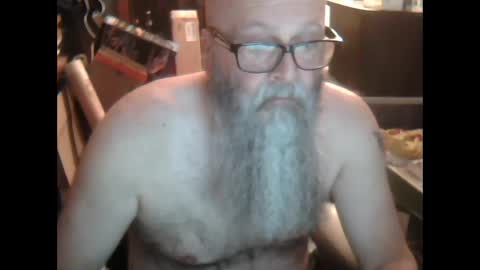 oldman196262 online show from February 16, 1:38 pm