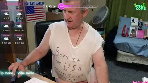 Snapshot of oldnewfun chatting on July 8, 10:47 pm oldnewfun online show from July 8, 10:47 pm