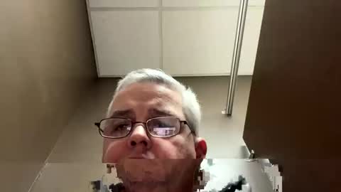 OldrM online show from February 11, 11:01 pm