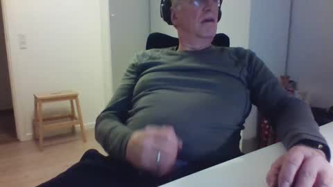 oldth online show from December 18, 10:24 pm