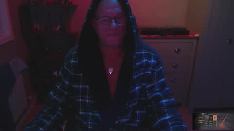 oldveteranuk online show from October 28, 5:55 am