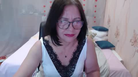 OlgaHottie online show from October 16, 11:06 pm
