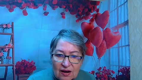 OlgaLuck online show from April 13, 5:35 am