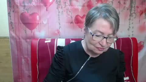Snapshot of olgaluck chatting on May 1, 5:56 am OlgaLuck online show from May 1, 5:56 am