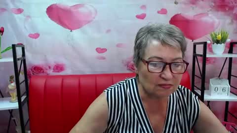 Snapshot of olgaluck chatting on July 6, 5:15 am OlgaLuck online show from July 6, 5:15 am