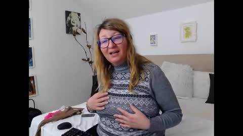 Olga Pavlova online show from March 15, 10:54 am