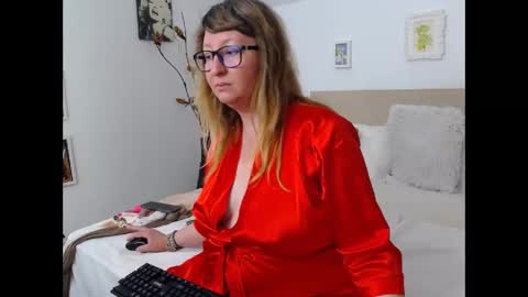 Snapshot of olgapavlova chatting on May 3, 2:01 pm Olga Pavlova online show from May 3, 2:01 pm