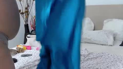 Snapshot of olgapavlova chatting on June 17, 4:41 pm Olga Pavlova online show from June 17, 4:41 pm