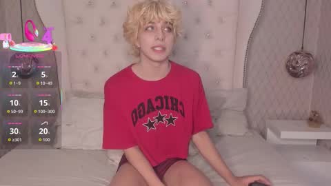 oliiverr22 online show from October 9, 2:04 pm