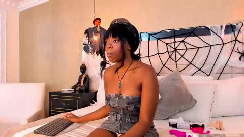 OliiviaGarciaa online show from October 13, 7:36 pm