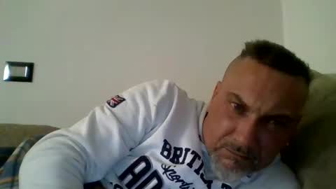 Snapshot of olimpio1230 chatting on December 2, 9:28 pm olimpio1230 online show from December 2, 9:28 pm