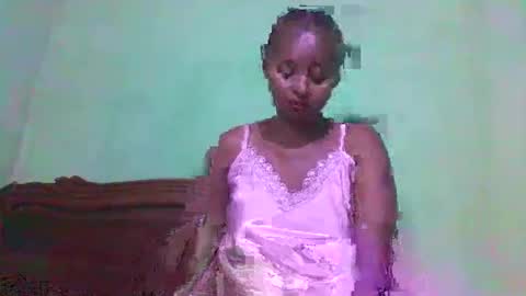 olinah610 online show from October 28, 8:55 pm