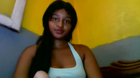 Snapshot of olinah610 chatting on February 21, 8:26 am olinah610 online show from February 21, 8:26 am