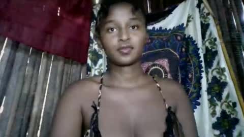 Snapshot of olinah610 chatting on March 30, 6:03 am olinah610 online show from March 30, 6:03 am