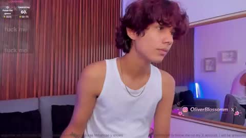 Snapshot of oliver20__ chatting on August 6, 8:44 pm oliver20__ online show from August 6, 8:44 pm