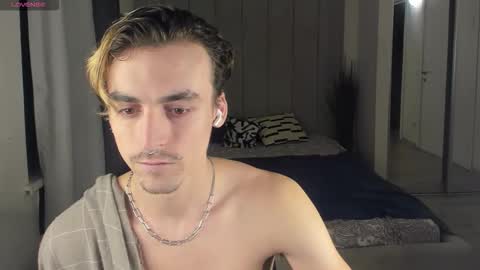 OLIVER MARTINEZ online show from October 8, 10:51 pm