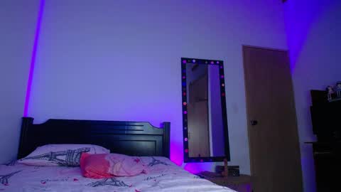 Oliver and MeganIndependent online show from April 5, 6:54 am