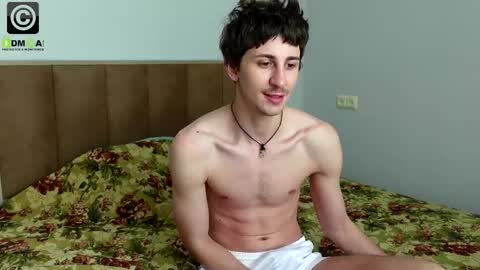 Snapshot of oliver_baker chatting on May 22, 8:21 am Oliver Kaen online show from May 22, 8:21 am