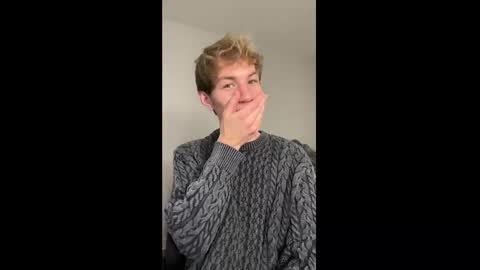 Oliver Beck online show from December 4, 2:31 am