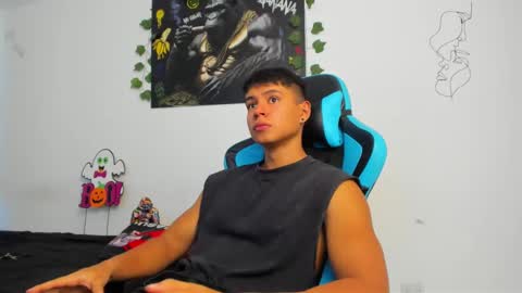 Oliver bray online show from January 19, 10:39 pm