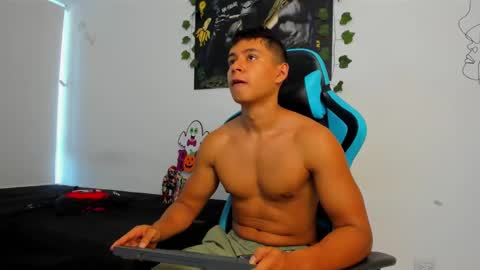 Oliver bray online show from February 2, 5:15 pm