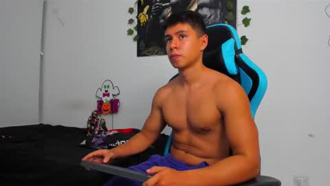 Oliver bray online show from February 11, 1:31 am