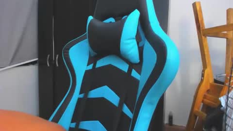 Oliver bray online show from November 23, 3:28 am