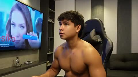 Oliver bray online show from April 11, 2:27 am