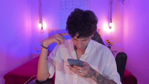 Oliver fast online show from December 18, 9:14 am