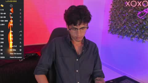 Oliver fast online show from January 8, 8:27 am