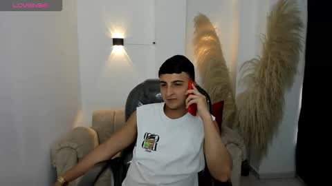 OLIVER online show from February 19, 9:00 pm