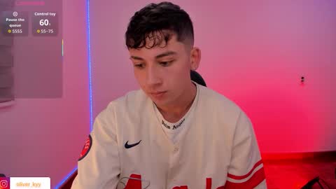 oliveeer online show from February 16, 12:40 am