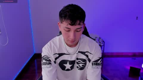 oliveeer online show from April 11, 6:56 pm