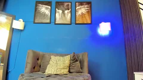 oliver mr  online show from September 13, 7:57 pm