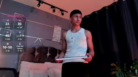 oliver mr  online show from December 22, 8:39 pm