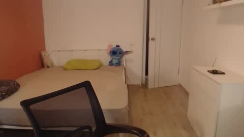 Oliver online show from November 22, 2:10 am