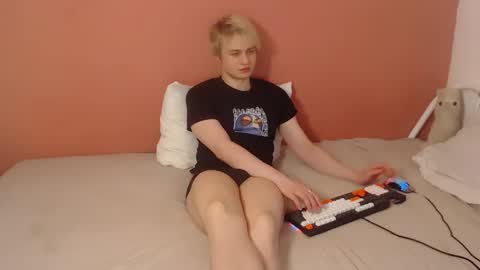 Oliver online show from April 22, 1:30 am