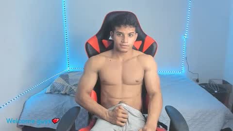 oliver thompsson online show from December 12, 11:58 pm