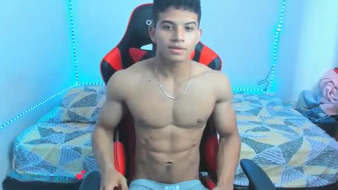 oliver thompsson online show from January 4, 5:05 pm