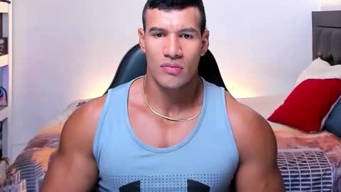 oliver_tommy online show from September 15, 1:44 pm