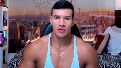 oliver_tommy online show from October 8, 11:52 am