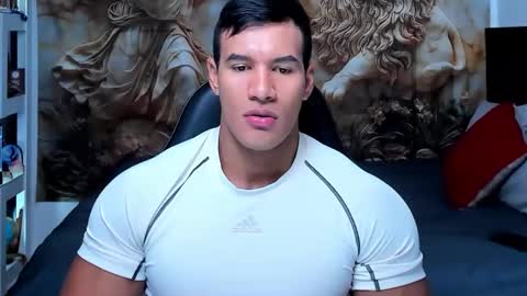 oliver_tommy online show from October 21, 1:34 pm